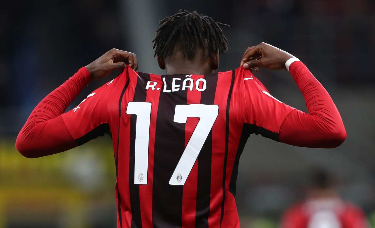 Milan condanna Leao 