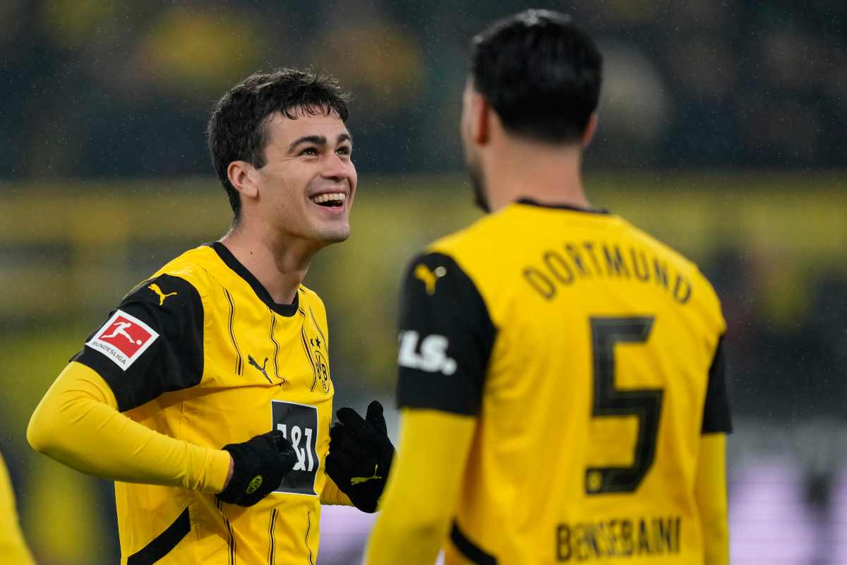 Reyna in campo con il Borussia Dortmund