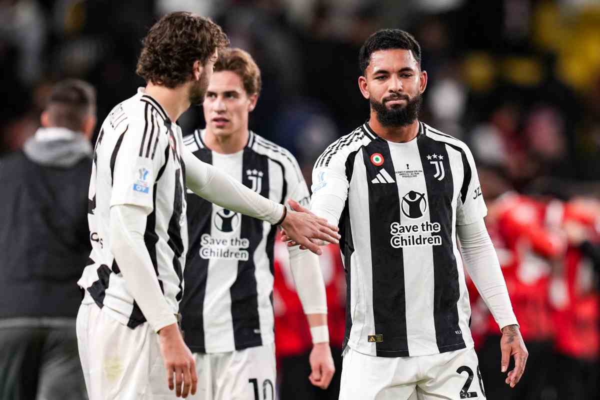 Juventus infortunio Douglas Luiz