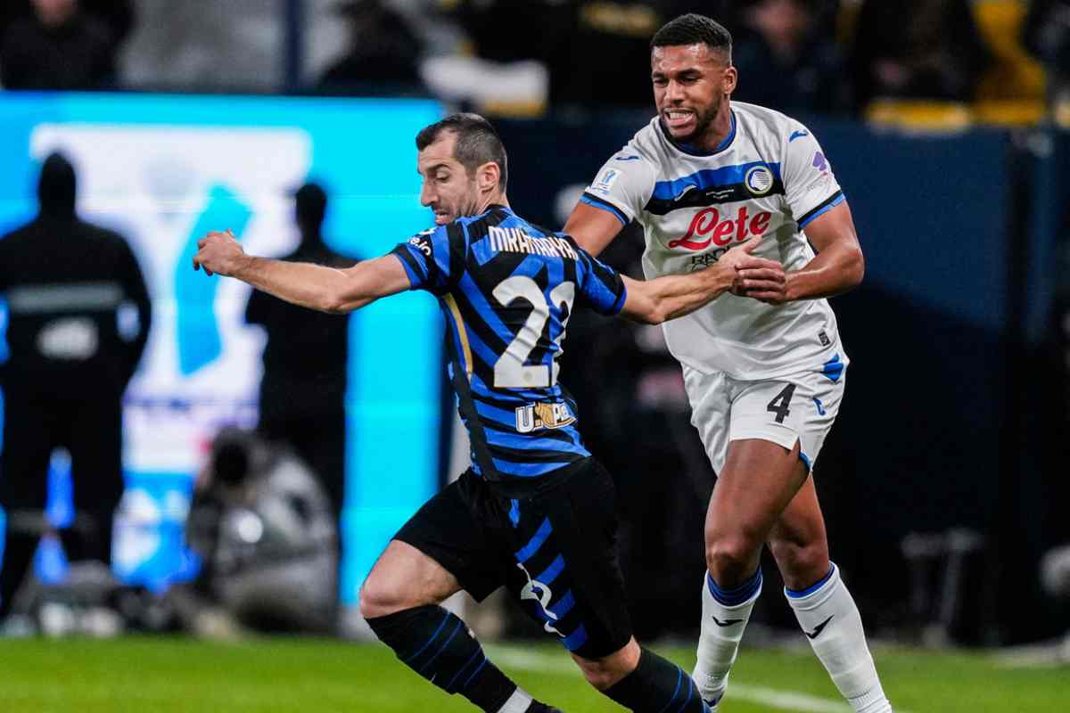 Mkhitaryan e Hien in campo