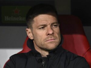 Xabi Alonso in panchina